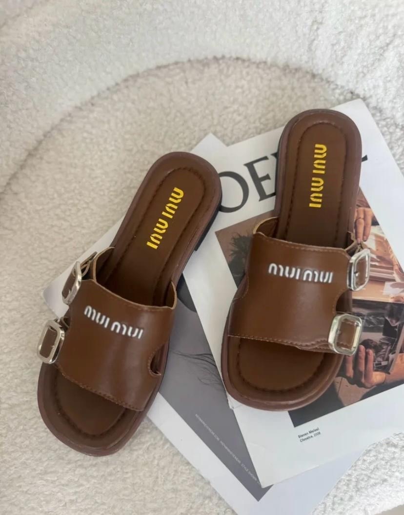 брендовые шлепанцы,шлепанцы женские,шлепки с ремешками,шлепанцы miu miu,сандали