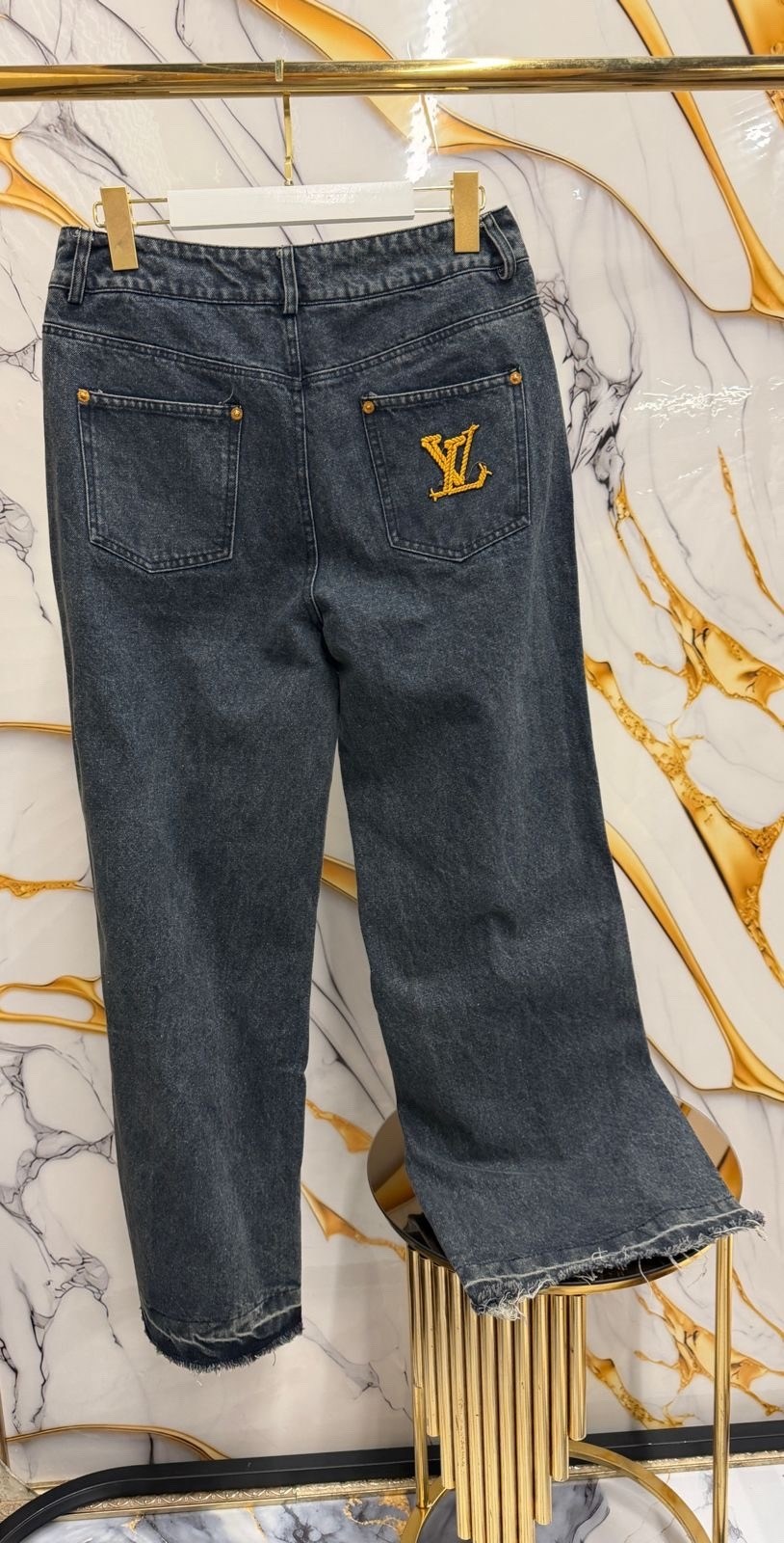 женские джинсы,брюки джинсы,топы модные,джинсы celine,женские модные топы