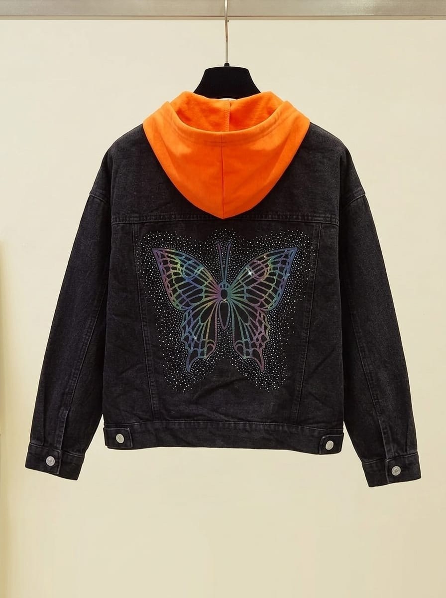 куртка джинсовая,женская джинсовая куртка с капюшоном,женская джинсовая куртка с принтом,джинсовая куртка с капюшоном,джинсовая куртка с принтом