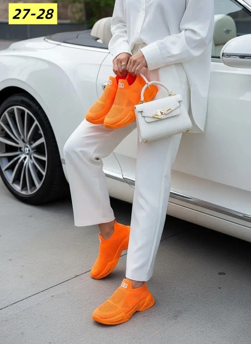оранжевые кроссовки,кроссовки женскиe, спортивная,кроссовки яркие,женская