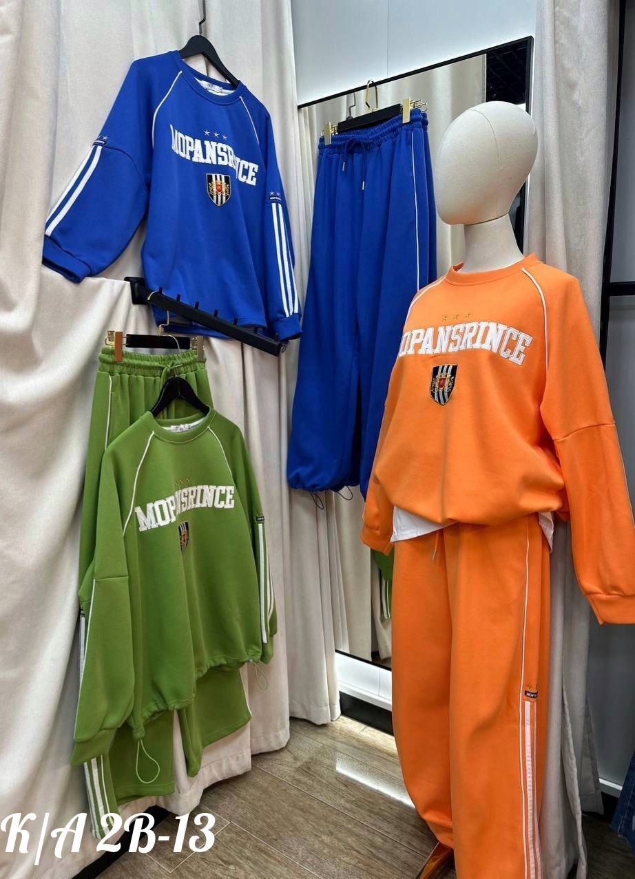 оранжевые спортивные костюмы,спортивные костюмы,спортивный костюм оранжевый celine,женские спортивные костюмы,оранжевый костюм