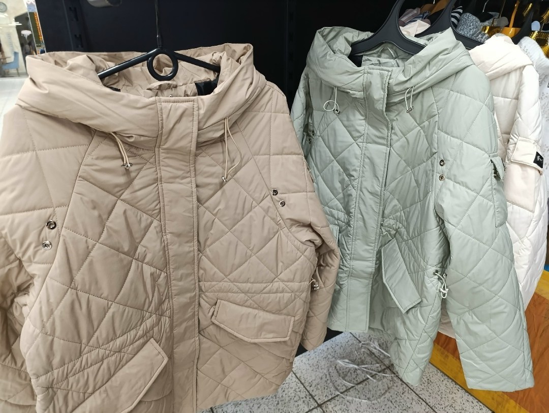 куртка демисезонная,куртка женская демисезонная,куртка стеганая,женская куртка,демисезонная куртка белый