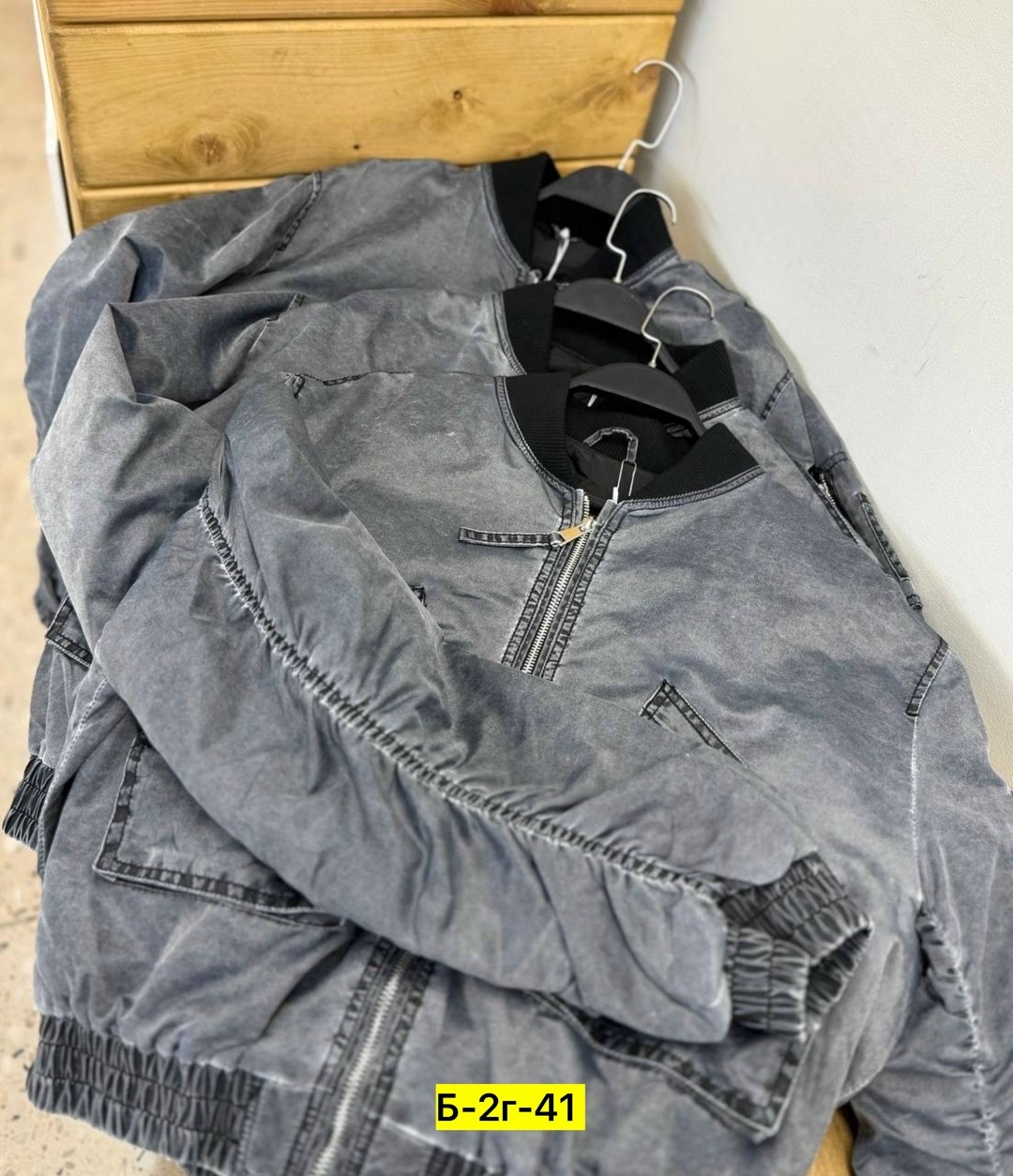 куртка бомбер,женская куртка,куртка,кожаная куртка бомбер,бомбер женский