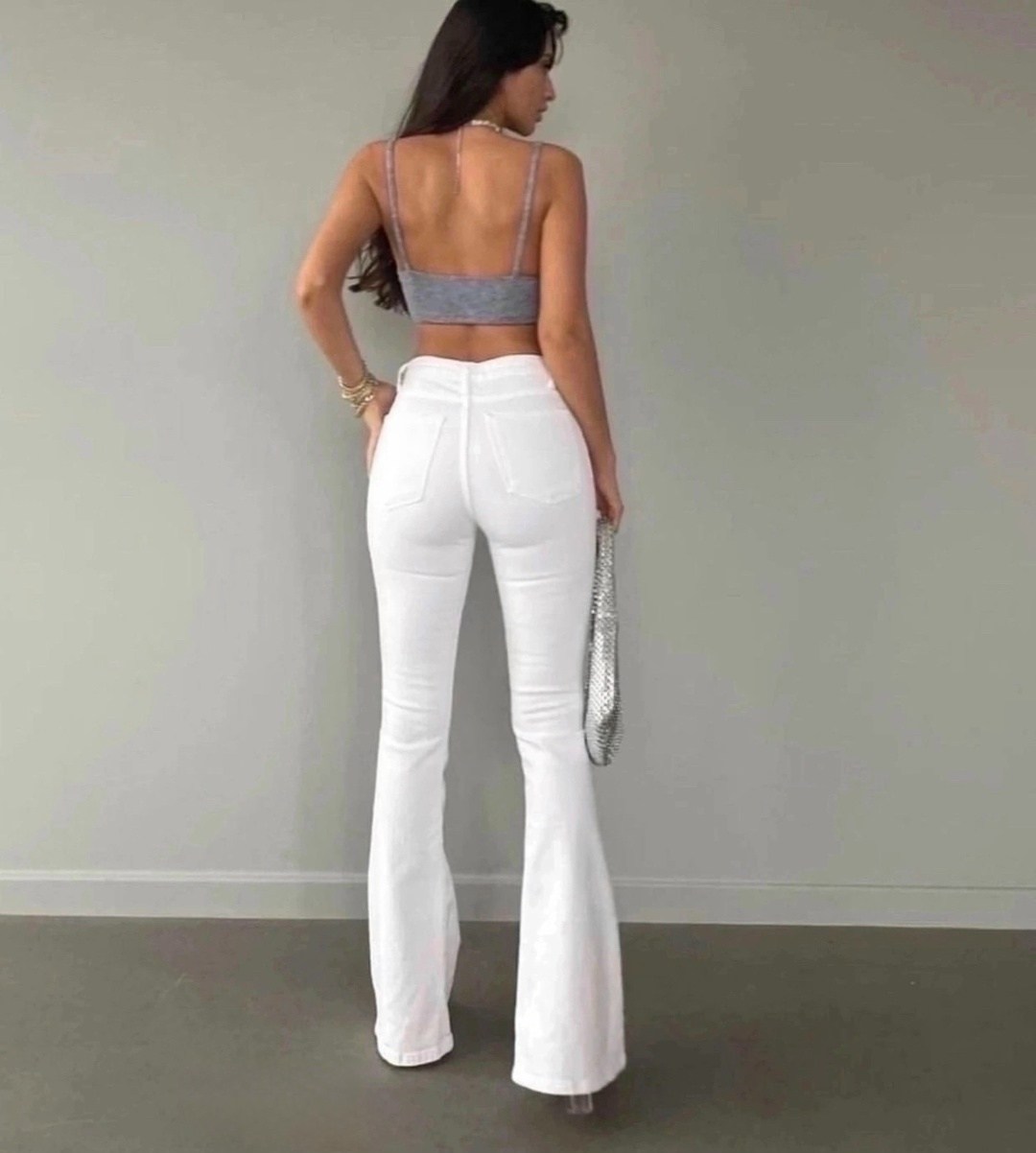 белые брюки клеш,белые джинсы клеш от колена,белые штаны клеш,белые джинсы клеш,джинсы клеш классические