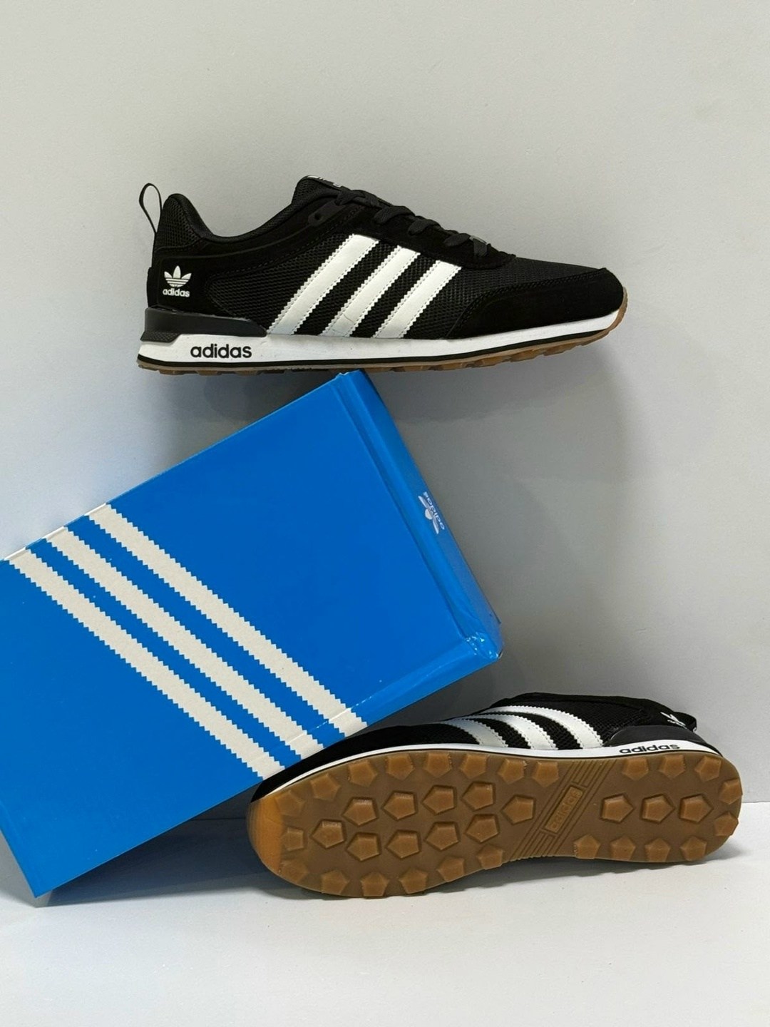 кроссовки мужские adidas,кроссовки adidas,кроссовки adidas classics adidas цвет черный,кроссовки adidas neo 10k,adidas кроссовки adidas