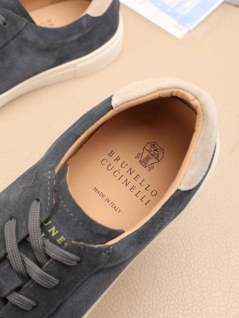 замшевые кроссовки brunello cucinelli,замшевые кеды brunello cucinelli,brunello cucinelli мужские замшевые кеды,кроссовки brunello cucinelli,мужские кеды brunello cucinelli серые замшевые с белой подо
