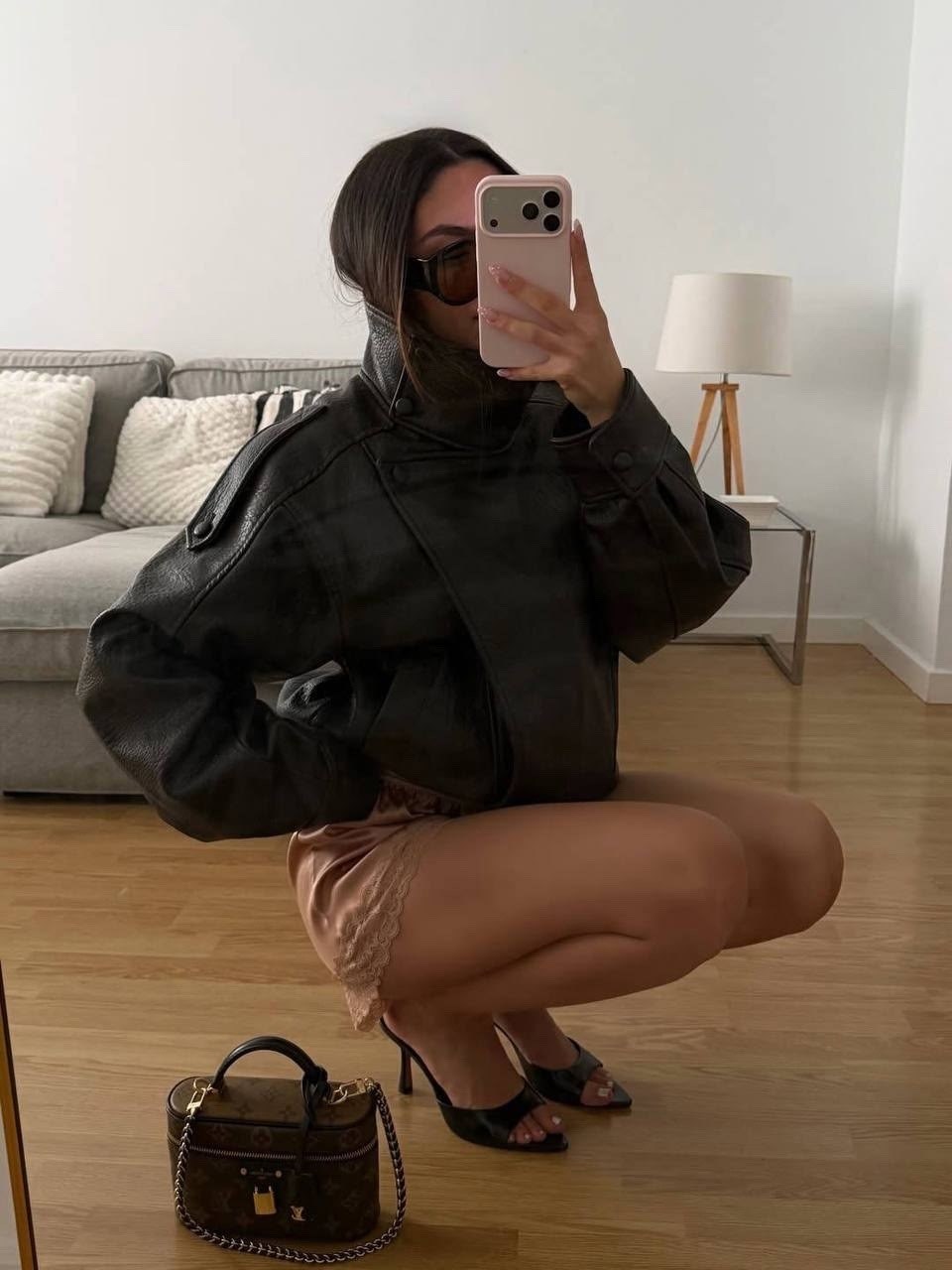 куртка кожаная,стильная куртка,куртка модная,куртка женская