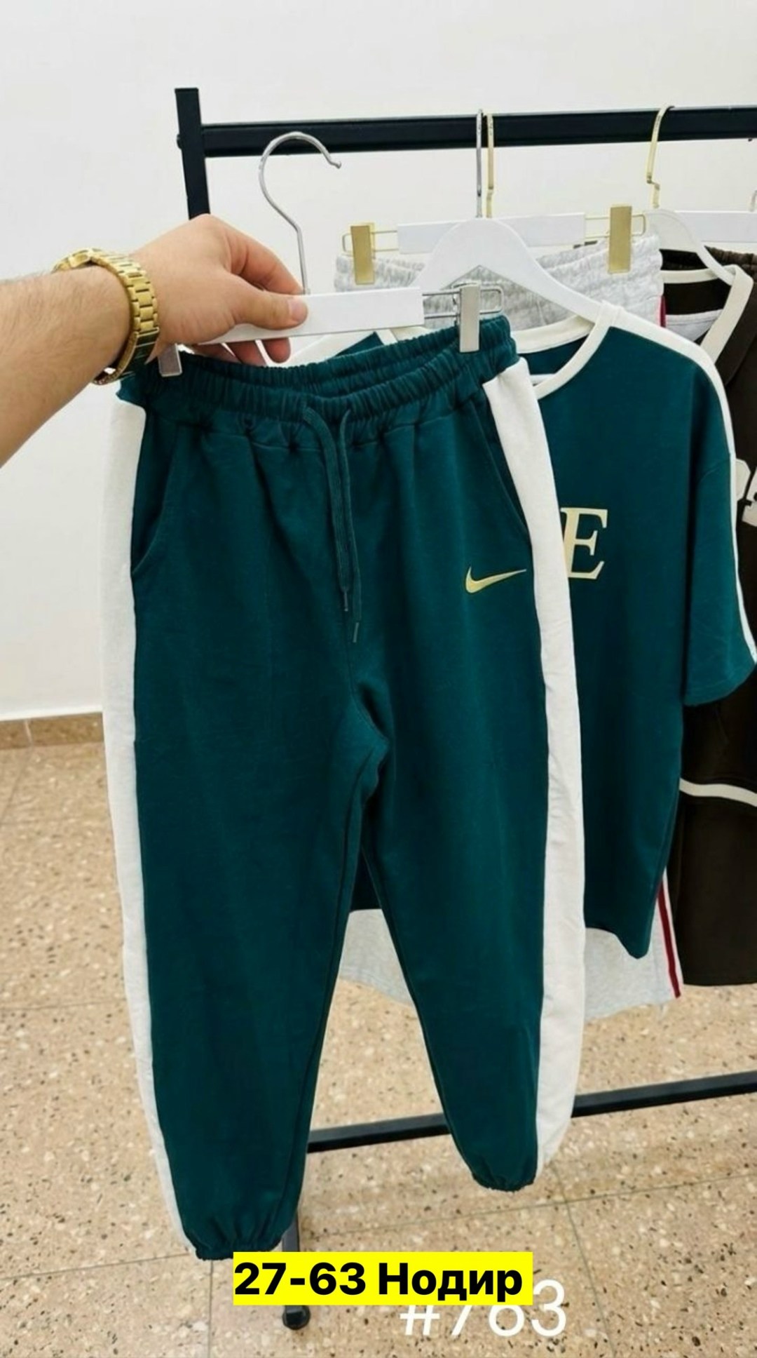 спортивный мужской костюм nike,костюм nike,спортивные костюмы nike,спортивные костюм,спортивные костюмы мужские