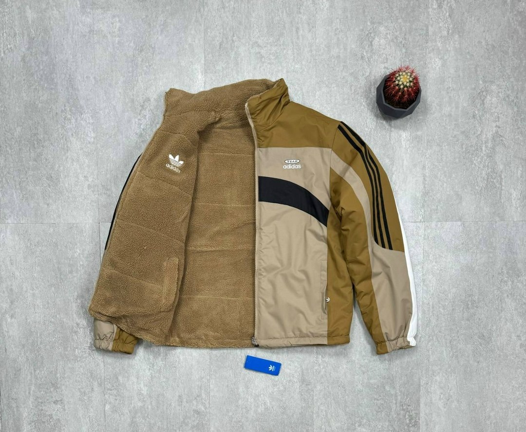 двухсторонняя куртка адидас,куртка двухсторонняя адидас в стиле 90х,двухсторонняя куртка,куртка двухсторонняя барашек в стиле 90х adidas,демисезонная куртка