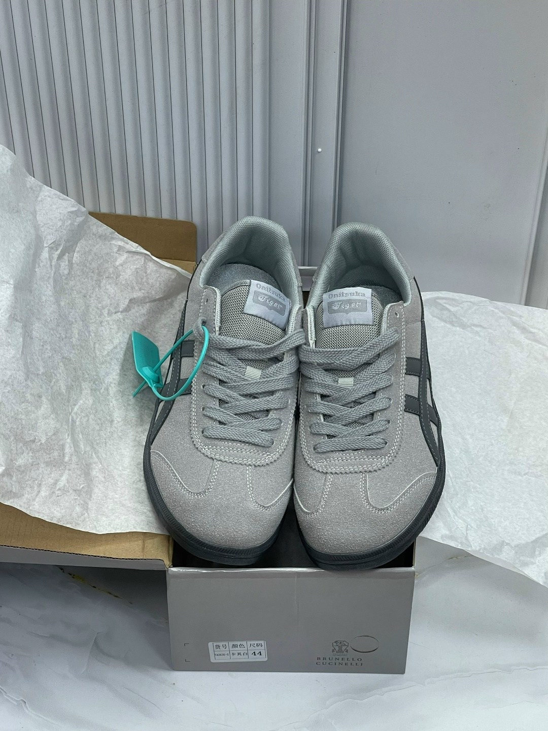 ,кроссовки puma,кроссовки onitsuka tiger,кроссовки унисекс,кроссовки мужские женские