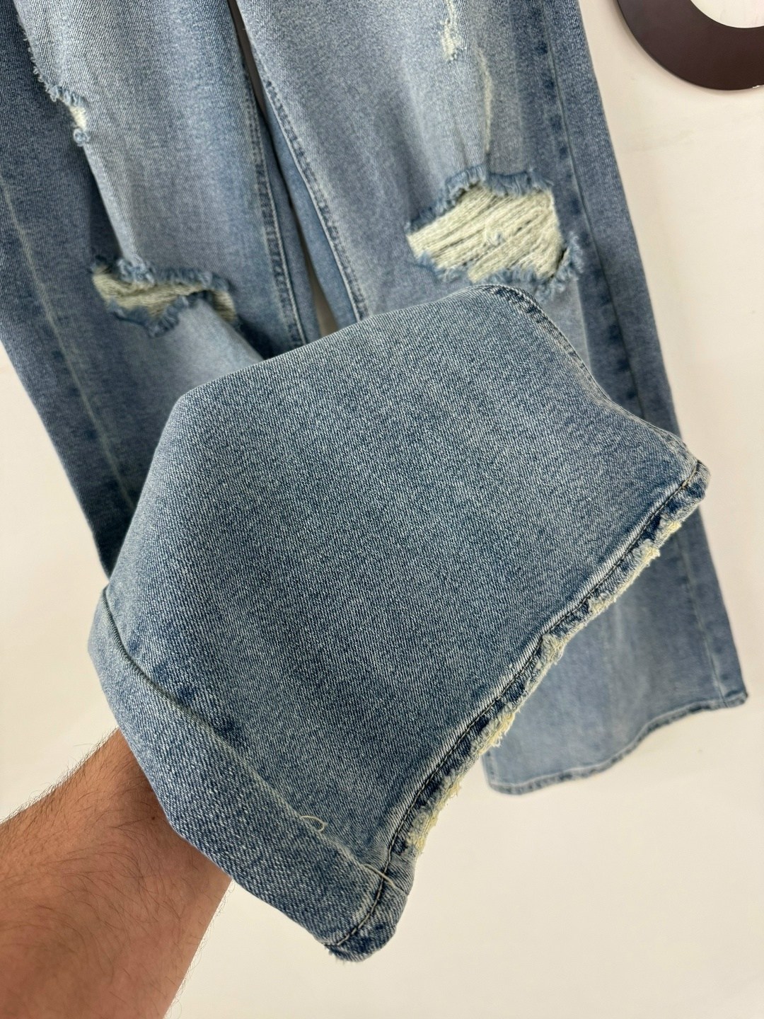 джинсы широкие рваные,miu miu джинсы,джинсы широкие,женские джинсы,джинсы