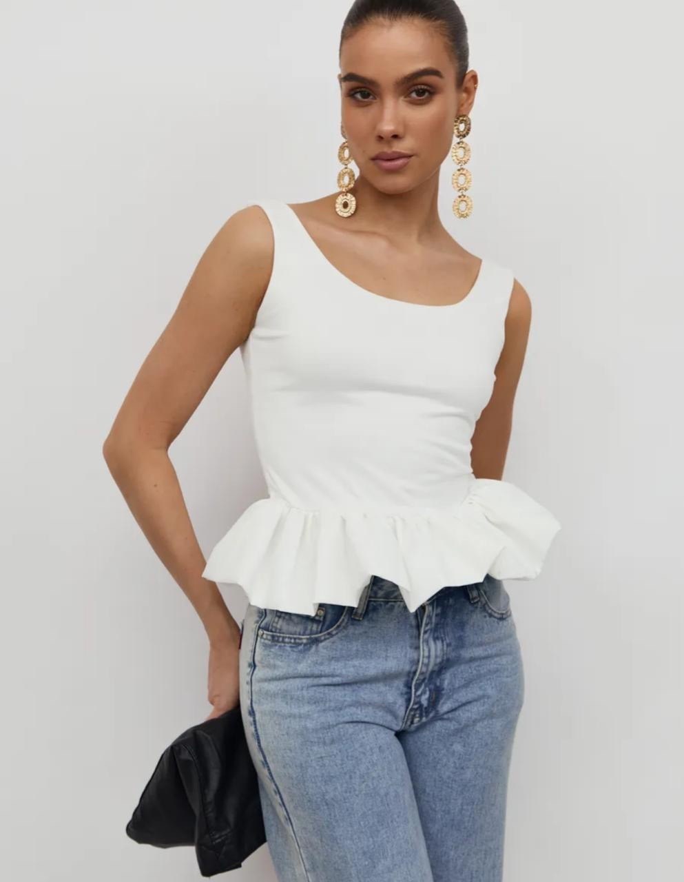 укороченные топы,топ с баской,юбка на лето,мода и стиль