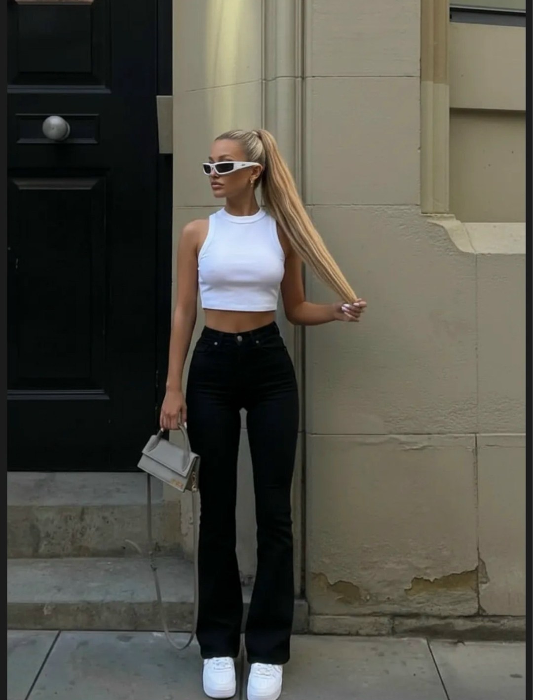 джинсы клеш,джинсы клёш женские,джинсы клеш от колена pularia fashion,черные джинсы женские,джинсы клеш женские с высокой посадкой