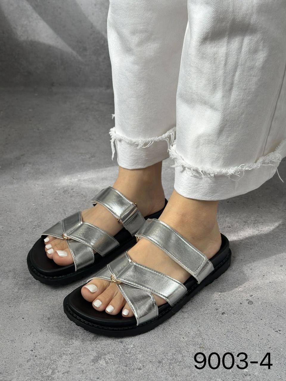 ,шлепанцы женские,модные шлепки,модные сандалии,сандалии с ремешками