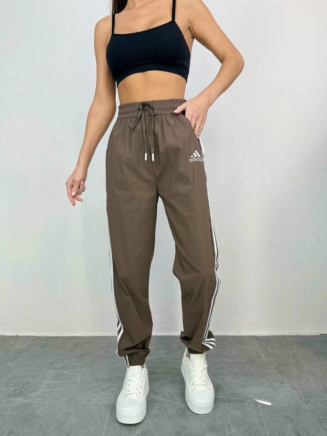 спортивные женские штаны,спортивные брюки женские,женские брюки,брюки спортивные,штаны женские