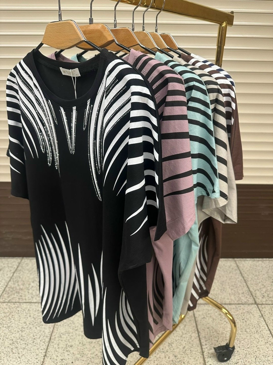 футболки женская,,женская кофта,одежд