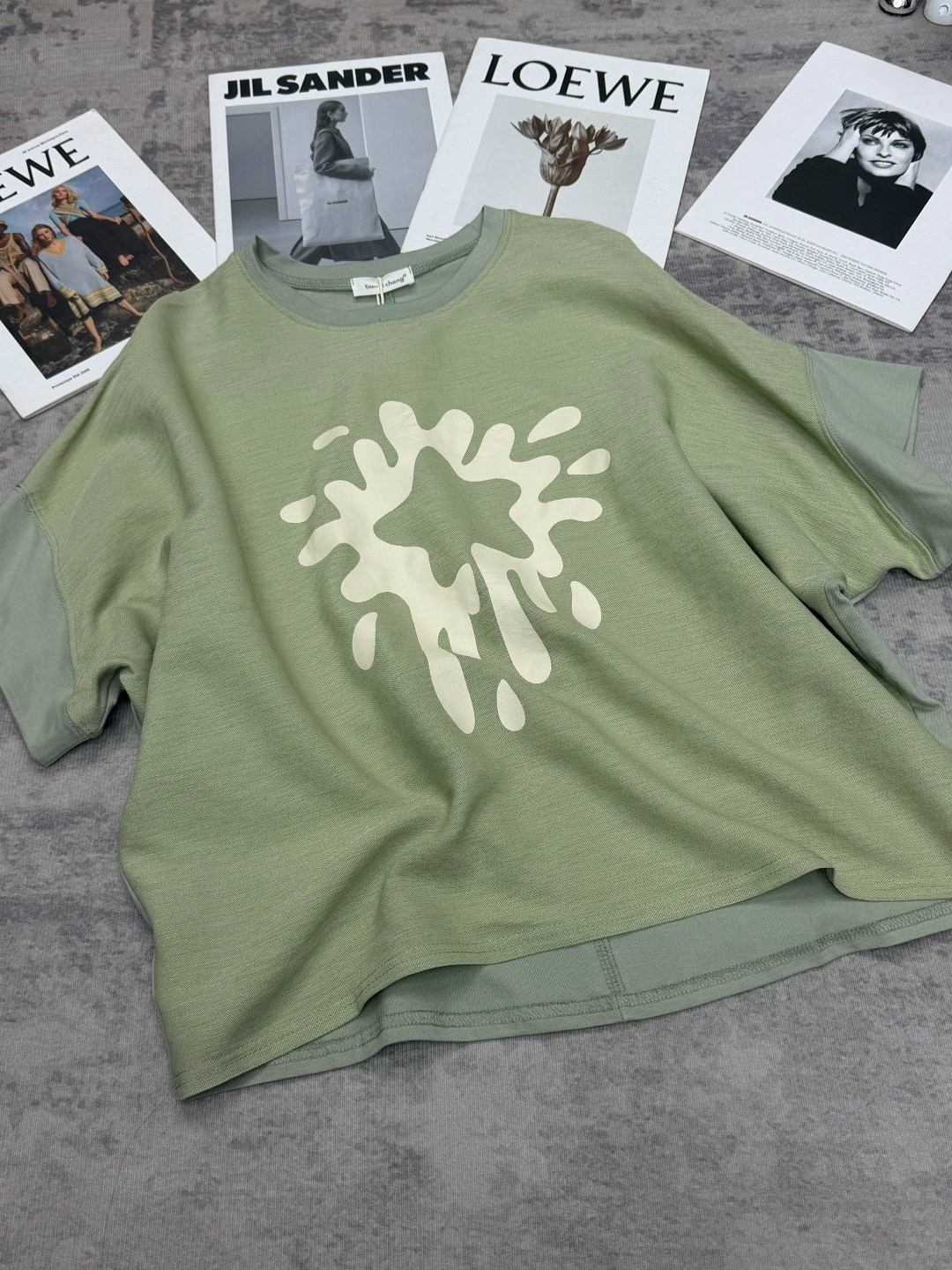 дизайн футболки,футболки женская,футболка с принтом,футболка оверсайз с,футболки оверсайз с принтами