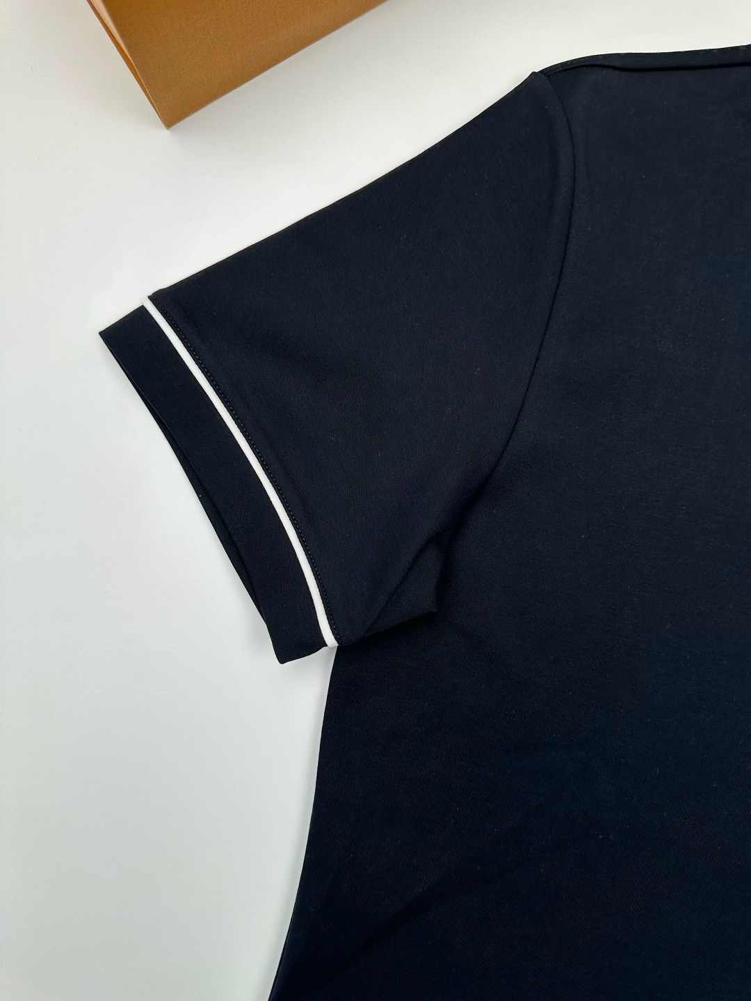 футболки для мужчин,белая мужская футболка,мужская футболка,футболка диор мужская белая,футболки женские мужские