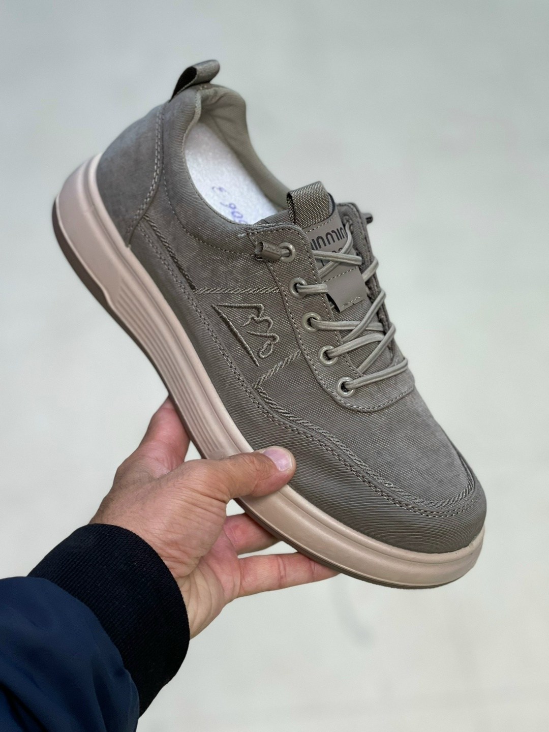 ,кроссовка мужской,мужские кроссовки,повседневная ,мужские повседневные кроссовки