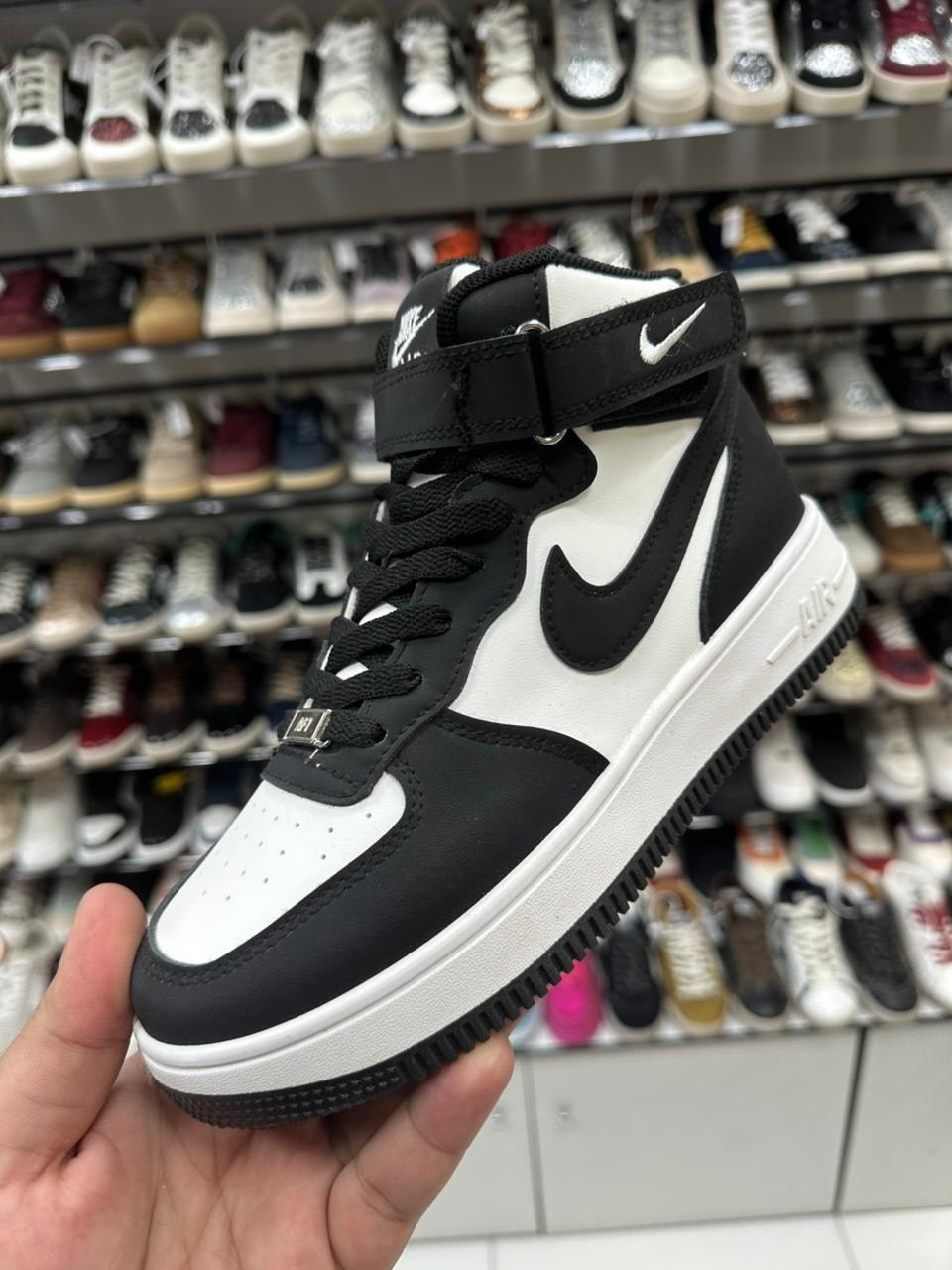 зимние кроссовки nike air force 1,кросcовки nike air force 1,зимние кроссовки nike air force 1 mid,кроссовки белые nike air force 1,зимние кроссовки мужские найк белые аир форсе