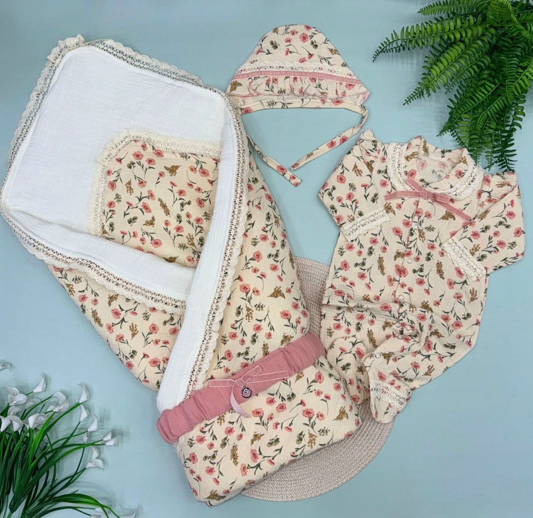 комплект на выписку,конверт на выписку,конверт на выписку для новорожденного,набор на выписку,конверт для новорождённого