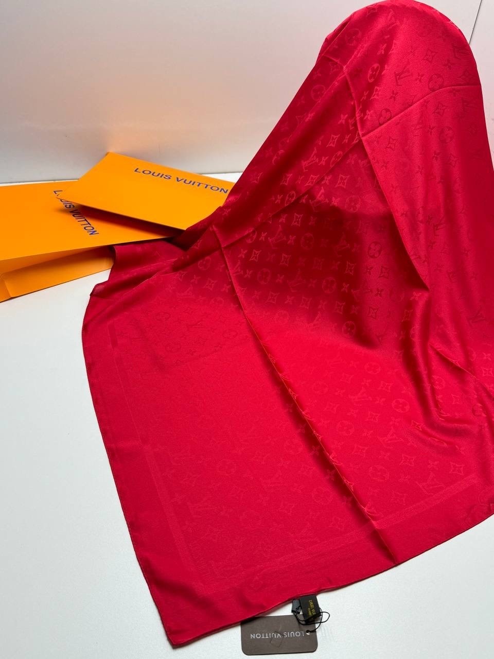 платки люкс,шелковые платки,брендовый платок,палантин женские,платки шарф