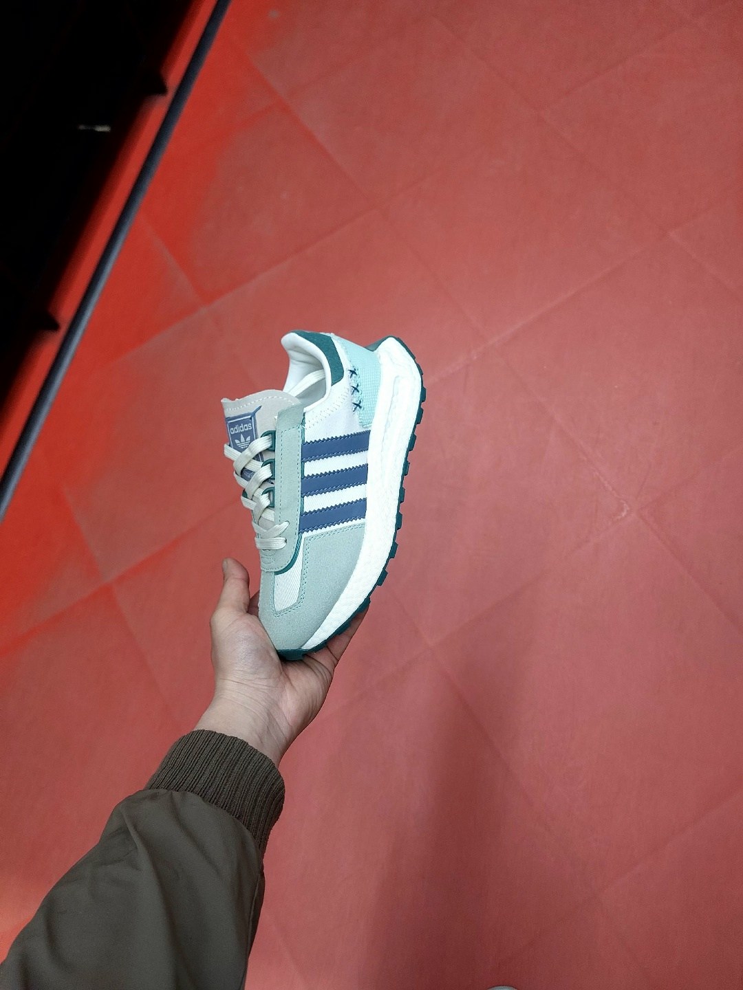 кроссовки adidas,кроссовки adidas original,кроссовки adidas retropy e 5,кроссовки женские adidas,кроссовки adidas retropy