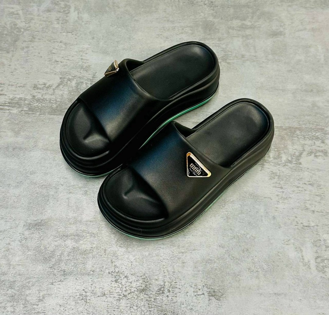 шлёпки женские прада,шлепки прада женские,женские шлепанцы,тапочки женские prada,сандалии босоножки