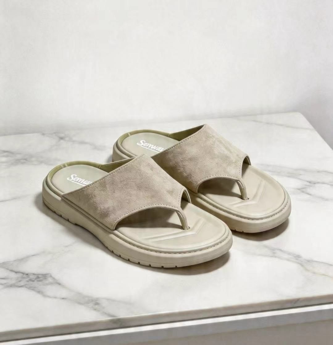 замшевые шлепанцы brunello cucinelli,,шлепанцы женские,женские замшевые мюли hermes go коричневые,мужские шлепанцы