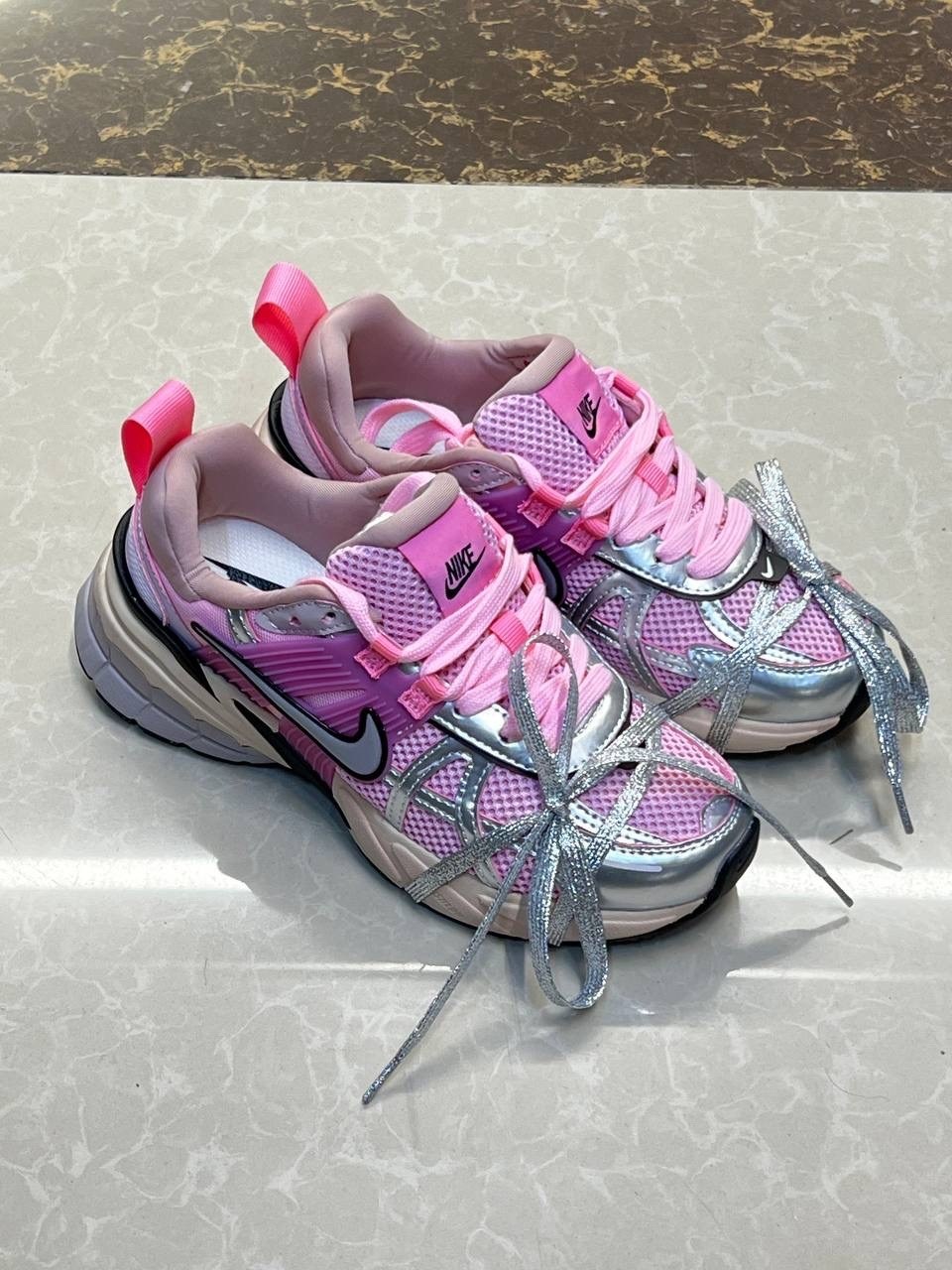 кроссовки для женщин nike initiator pink,кроссовки nike,кроссовки nike v 2 k run,кроссовки беговые женские,кроссовки nike женские
