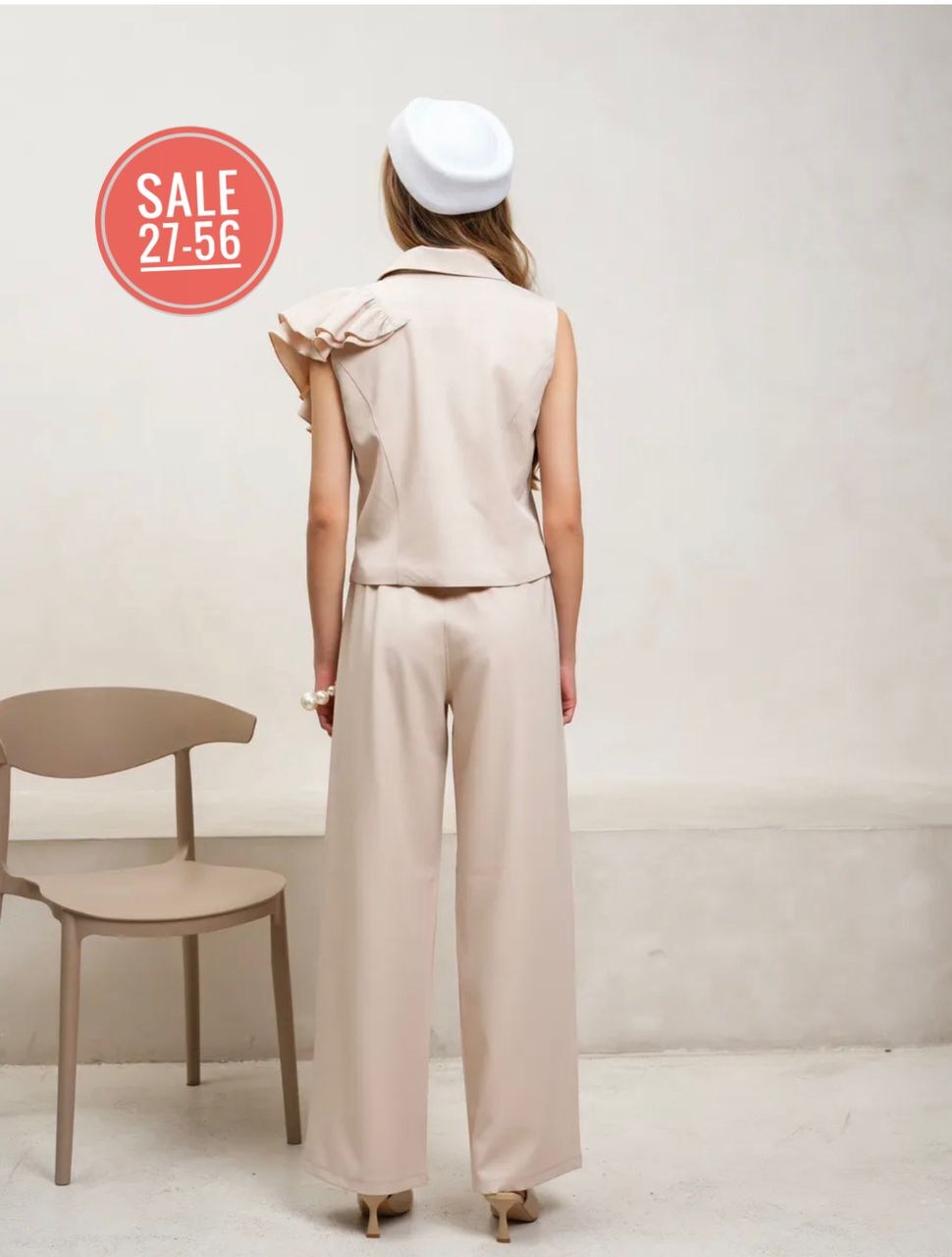 брючный костюм с жилетом,бежевый брючный костюм,костюм брючный,бежевый брючный костюм женский,нарядный брючный костюм