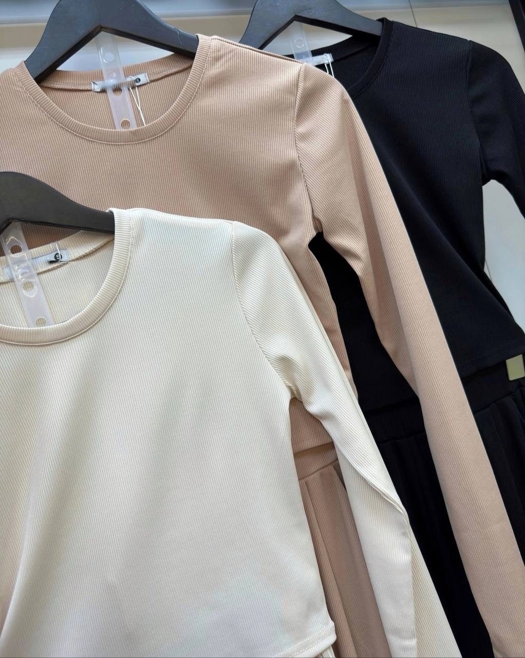 костюм женский с юбкой,костюм женский,стильные костюмы,женский трикотажный костюм с юбкой,костюм с юбкой