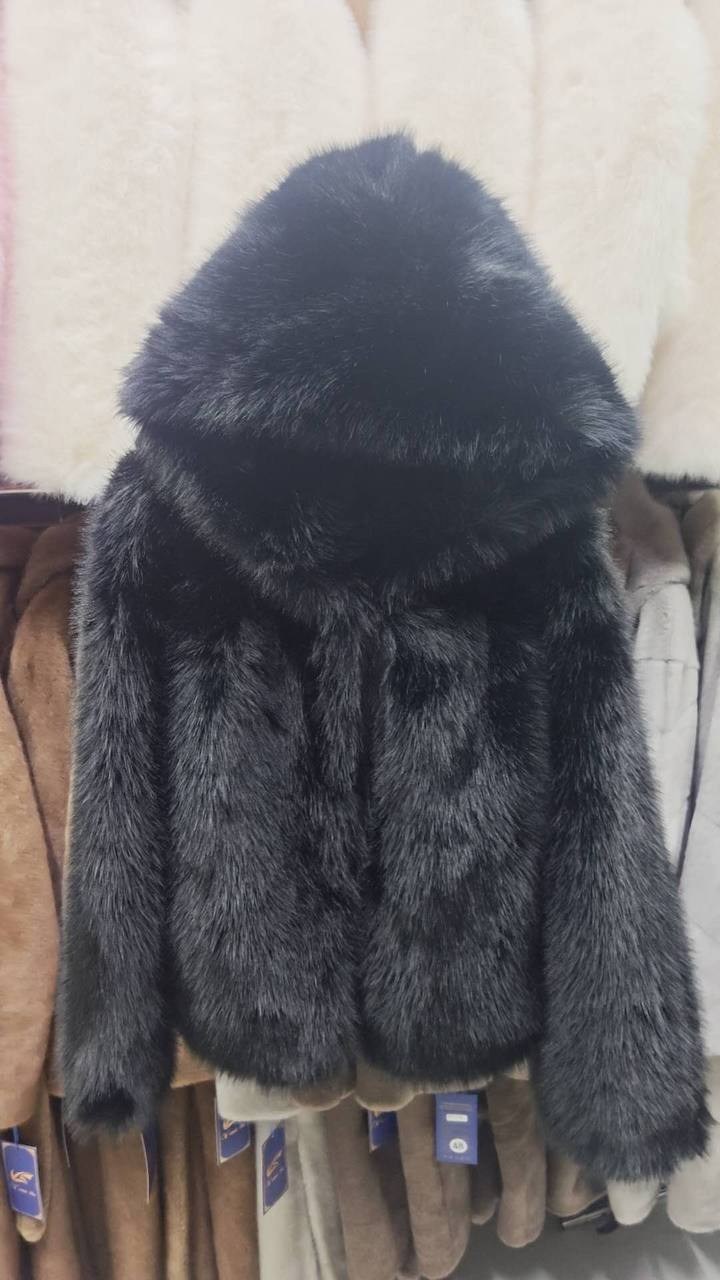 зимняя мода,девушка,зимняя шуба,шуба меховая,fur coat