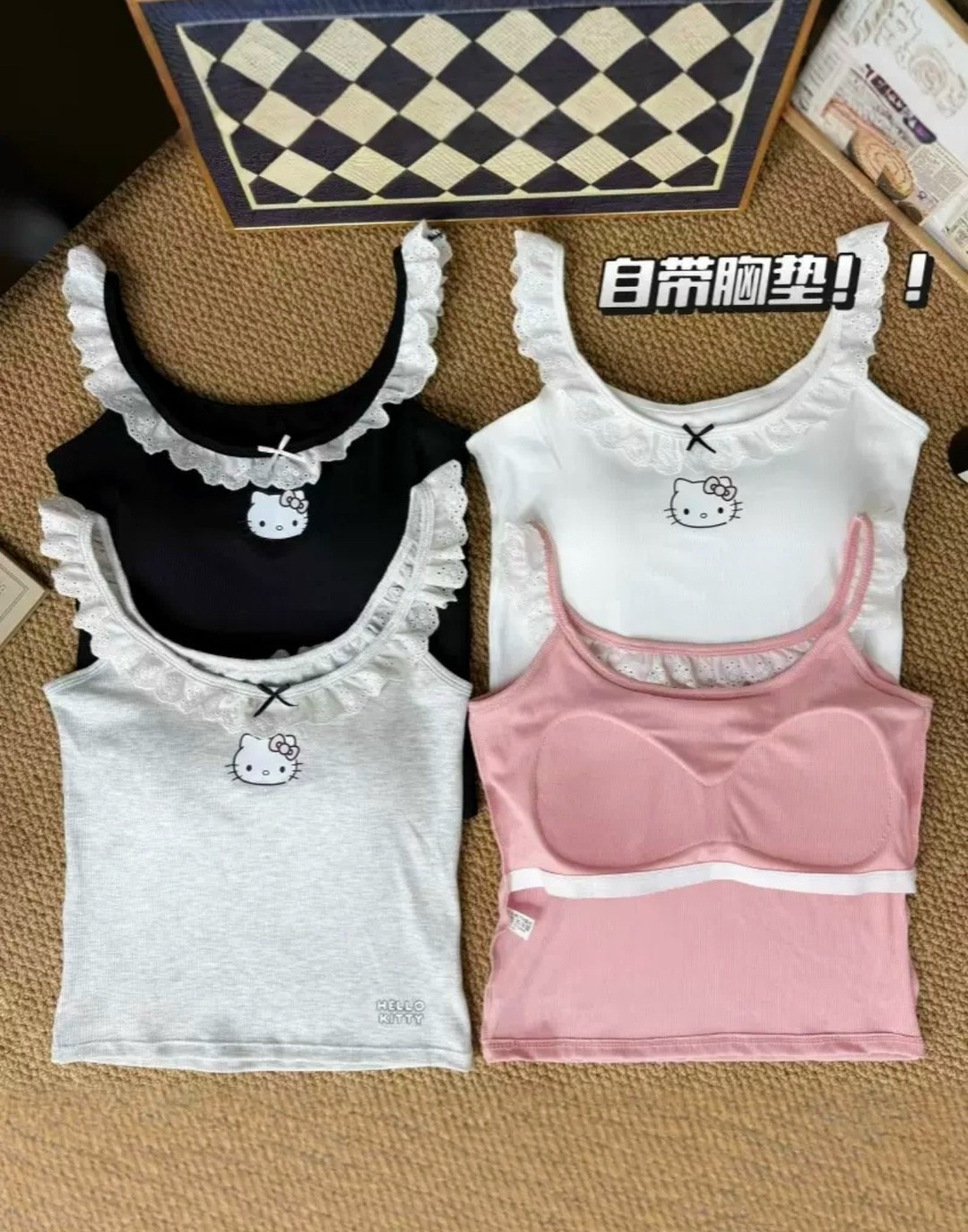 hello kitty одежда,hello kitty clothes,топ с накладкой на грудь hello kitty,miniso hello kitty топ из хлопка,женский топ hello kitty