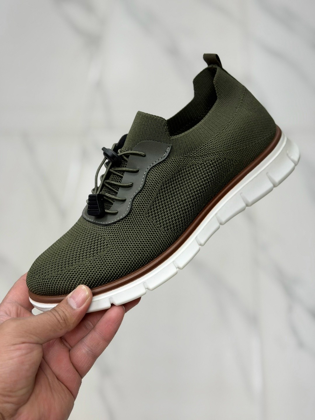 ,мужские кроссовки,кроссовки мужчины,кроссовка мужской,мужские повседневные кроссовки