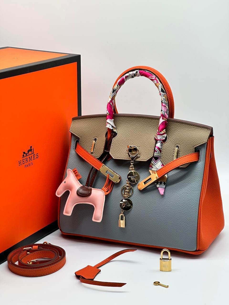 сумка hermes,женская сумка hermes,сумка hermes натуральная кожа 30х25,hermes сумка birkin,сумка