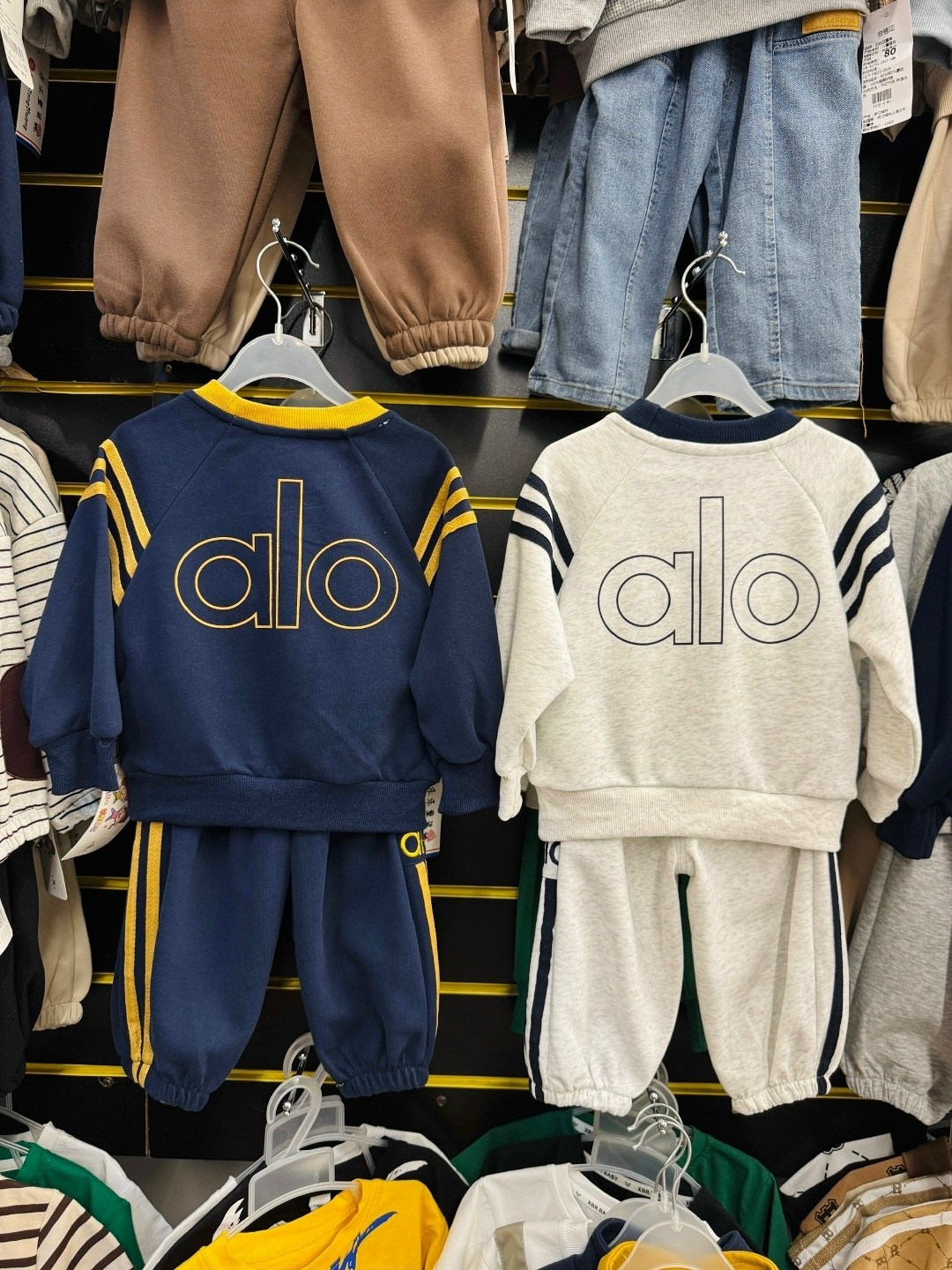 детские спортивные костюмы,детский спортивный костюм для мальчика,одежда для мальчика,костюм для мальчика,детские костюмы