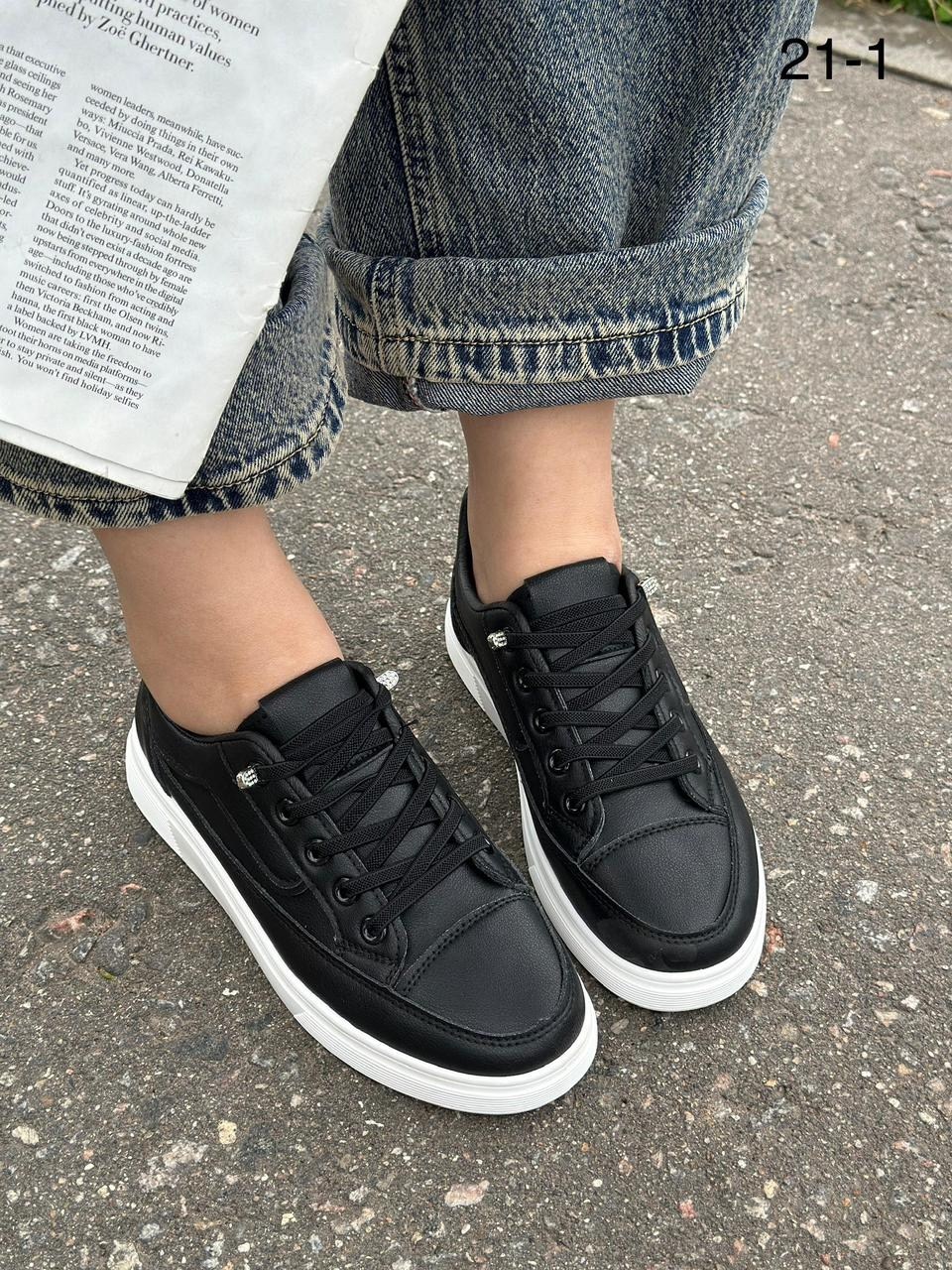 кеды труссарди черные с белой подошвой,черные кеды с белой подошвой,кеды на белой подошве,кеды женски,женские кроссовки