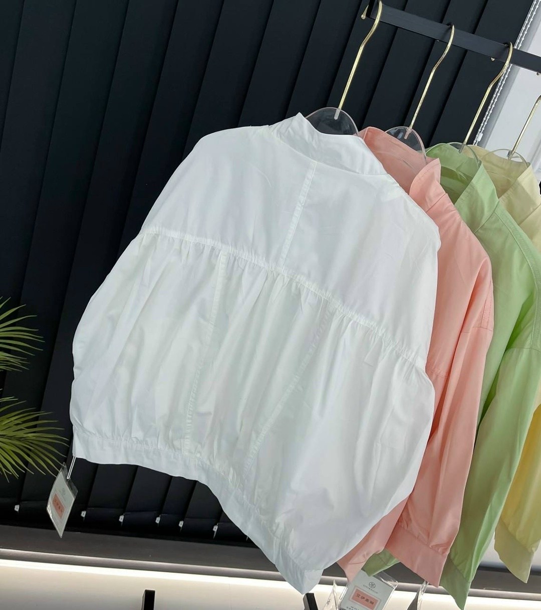 повседневная куртка,модная куртка,куртка женская,легкая куртка,куртка