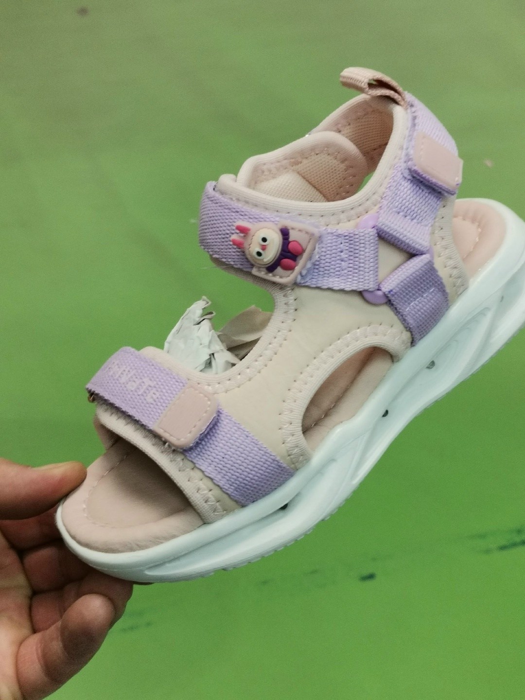 сандалии светящиеся,босоножки детские,,сандалии для девочек,сандалии детские