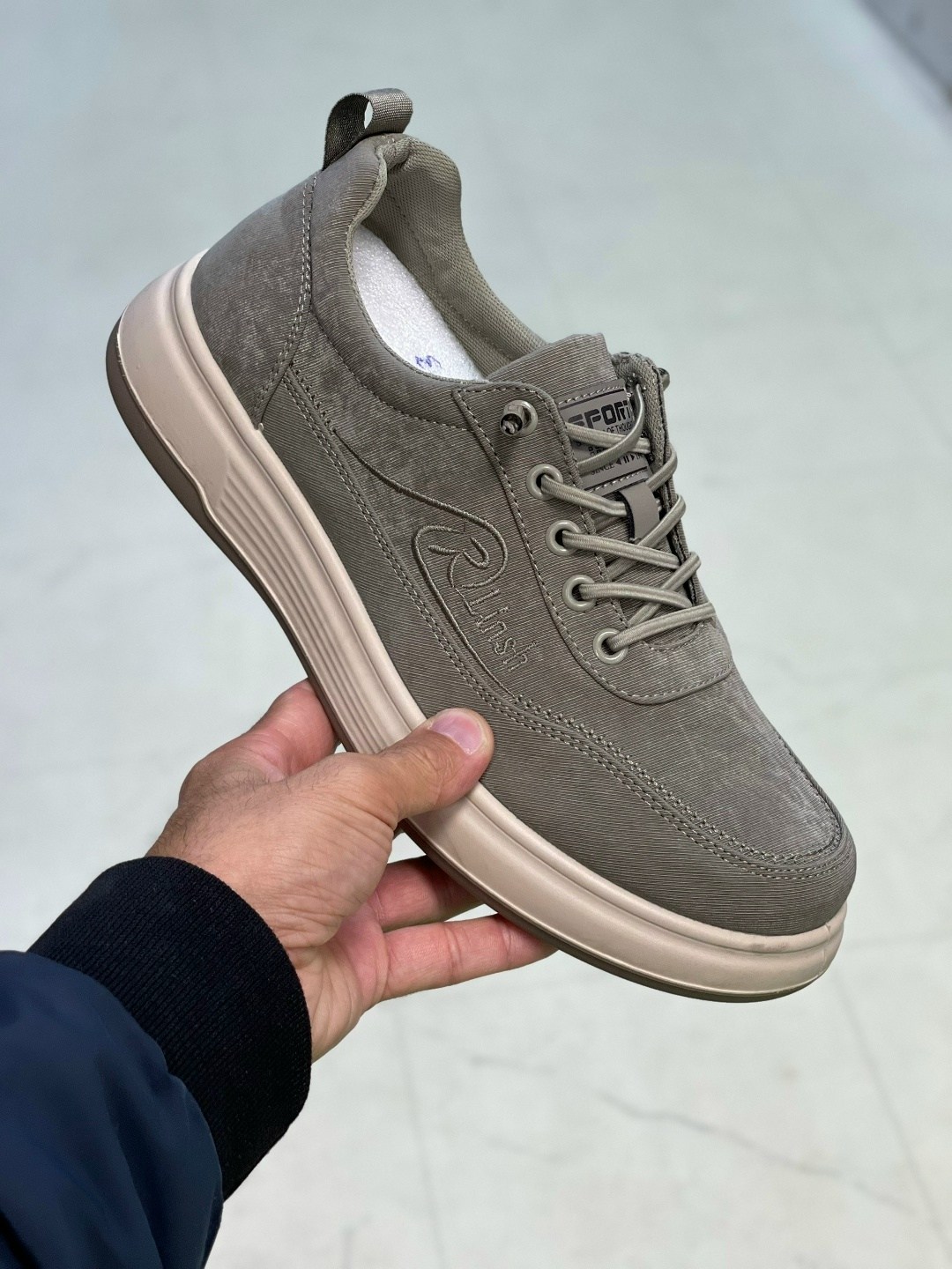 ,кроссовка мужской,мужские кроссовки,повседневная ,мужские повседневные кроссовки