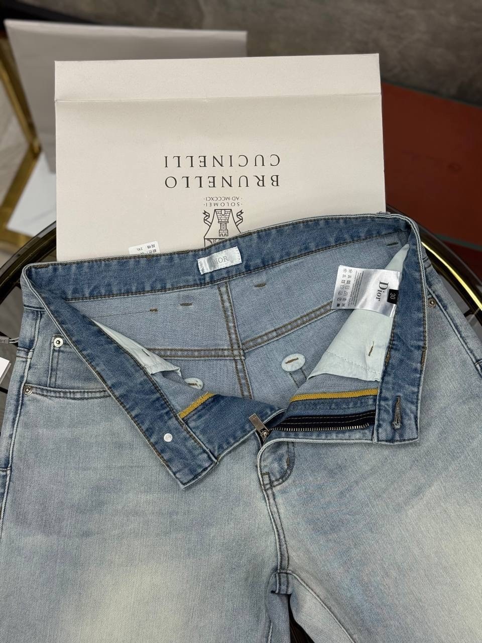 стильные джинсы,джинсы мужские,джинсы брендовые,джинсы модные,джинсы для мужчин