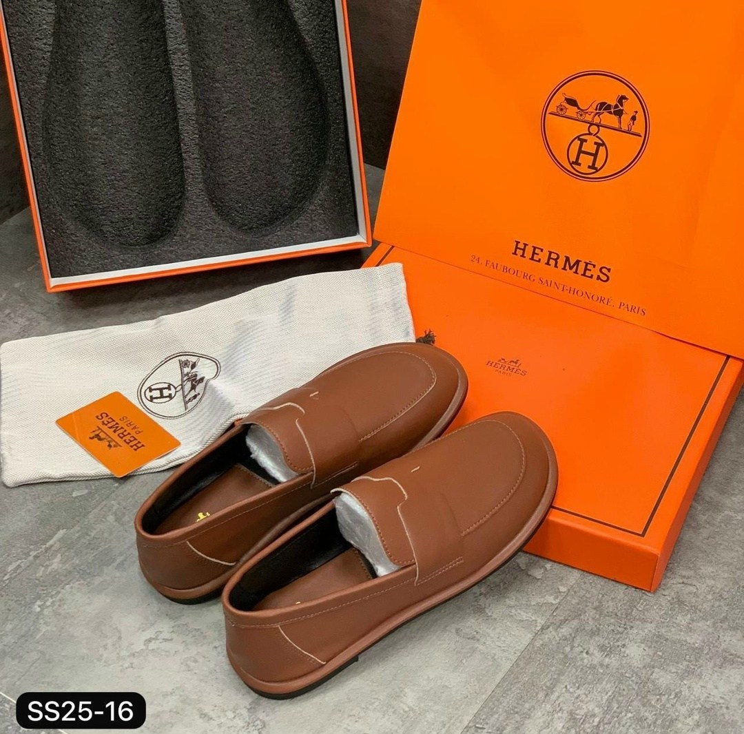 ,hermes лоферы,мокасины эрмес,мокасины мужские,женские лоферы hermes paris a113173 замшевые чёрные