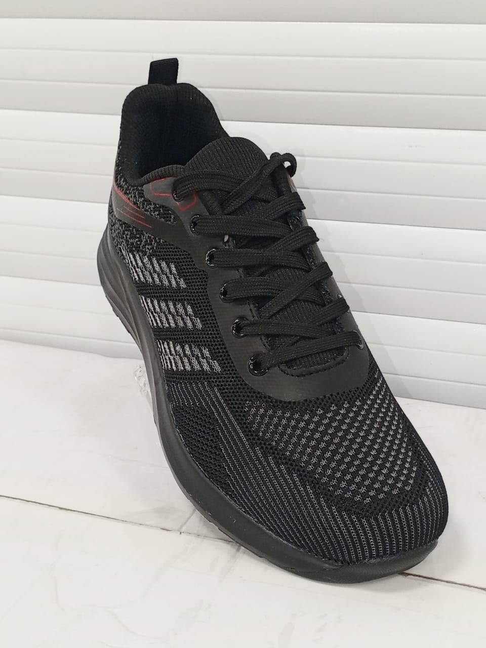 мужские кроссовки,кроссовки,кроссовка мужской,спортивные кроссовки,повседневные кроссовки