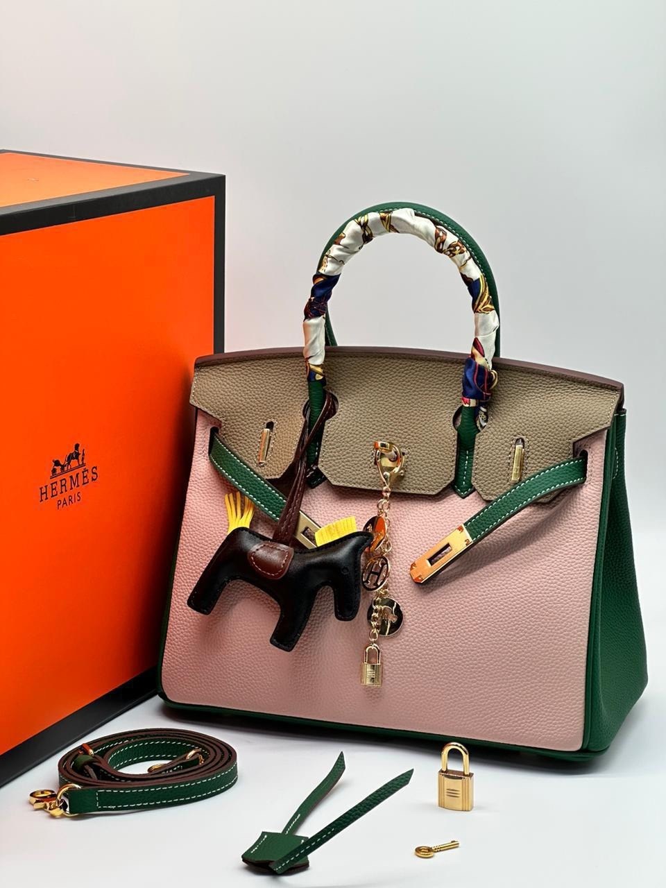 сумка hermes,женская сумка hermes,сумка hermes натуральная кожа 30х25,hermes сумка birkin,сумка