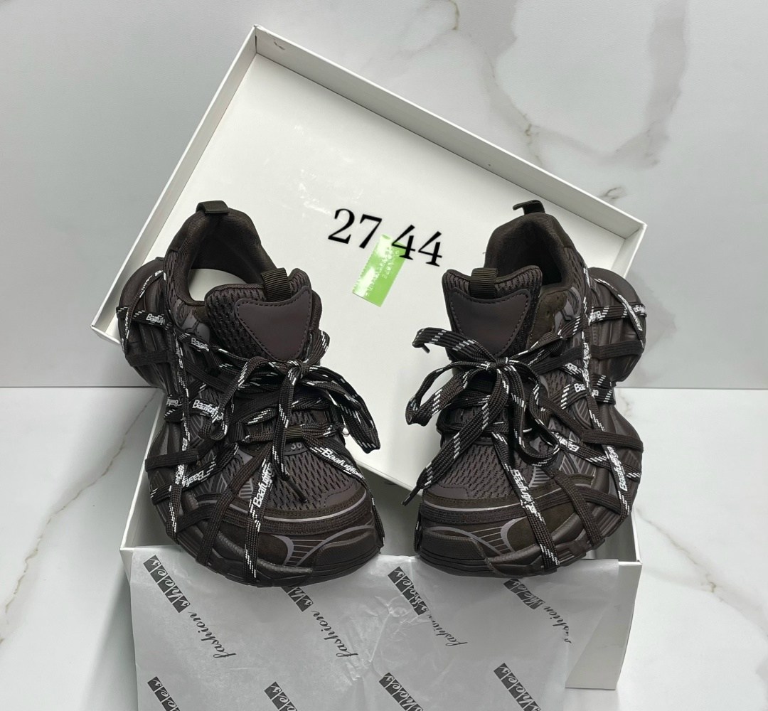 кроссовки balenciaga женские,кроссовки balenciaga,,кроссовки balenciaga 3 xl,кроссовки баленсиага 3 xl