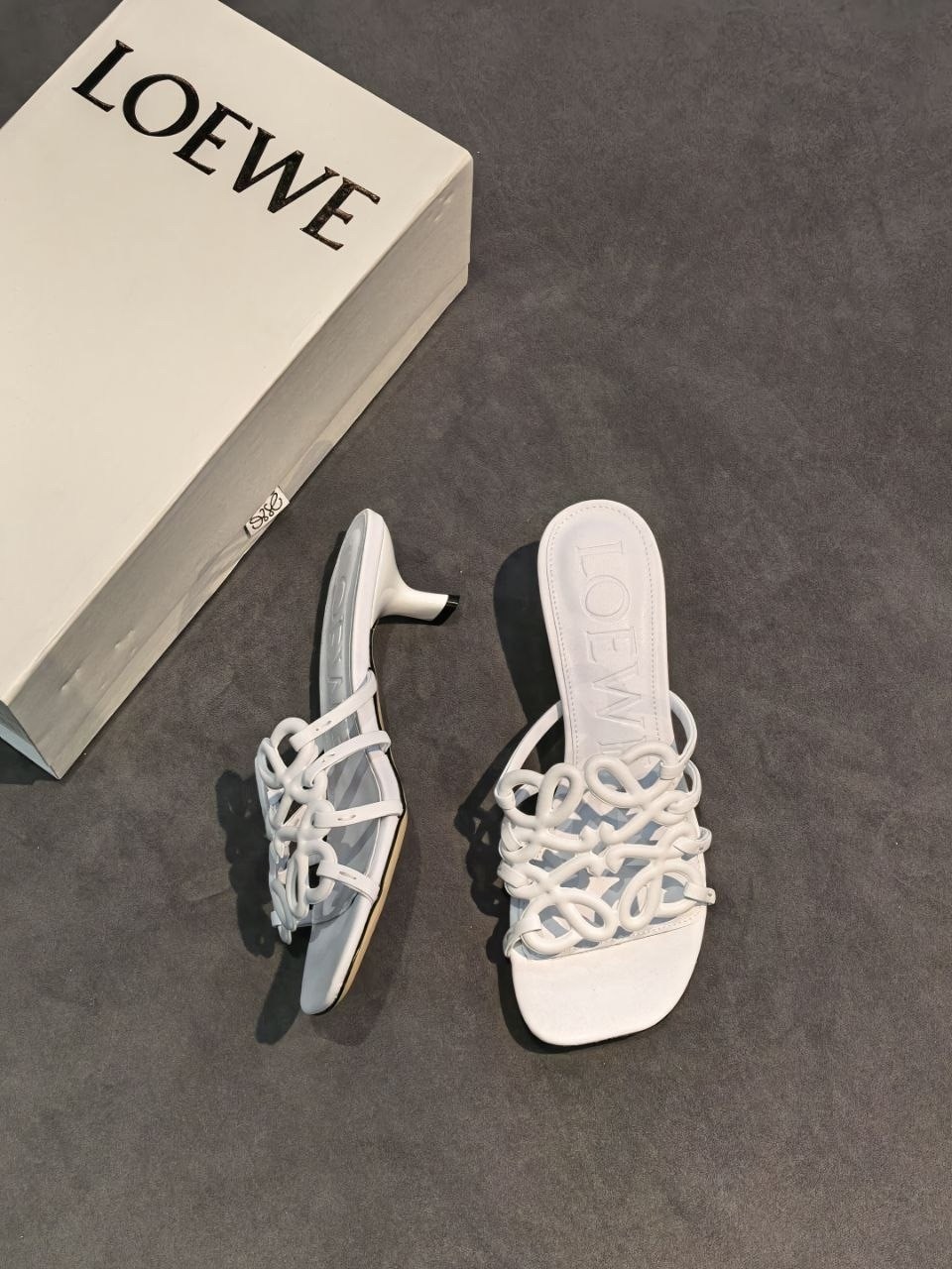 сандалии модные,шлепанцы женские,босоножки на каблуках,женские сандалии,босоножки и сандалии