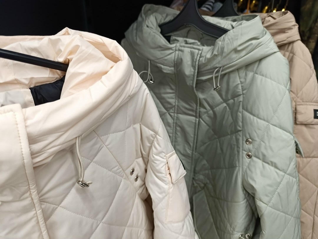 куртка демисезонная,куртка женская демисезонная,куртка стеганая,женская куртка,демисезонная куртка белый