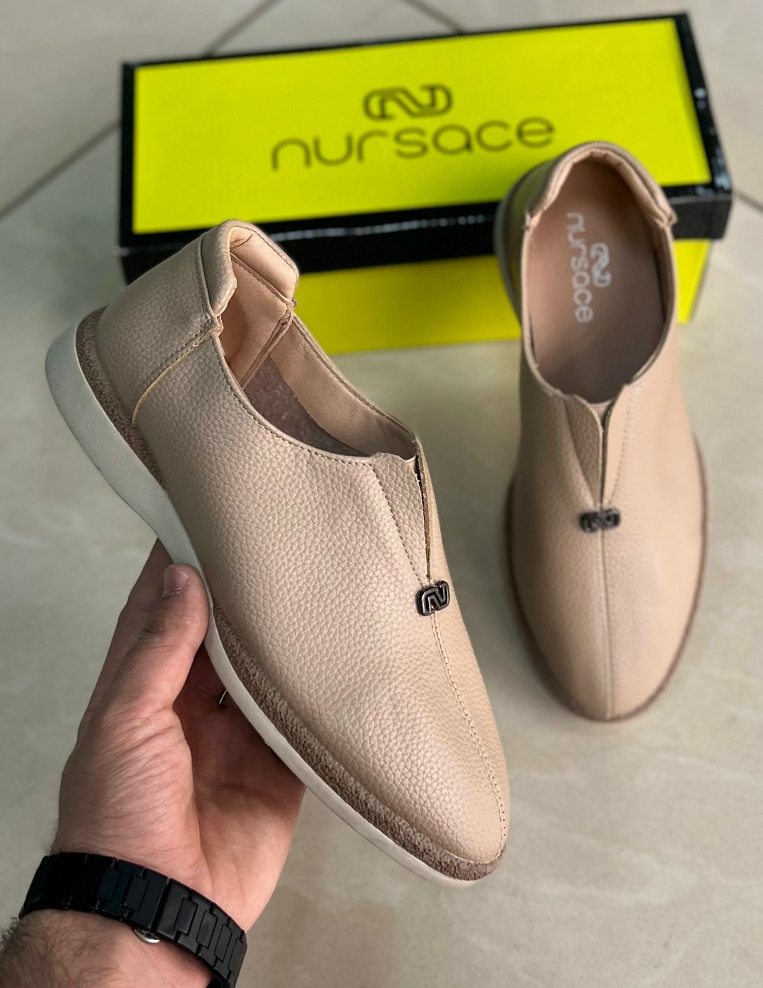 женские слипоны,эконика слипоны белые,,слипоны женские белые,женская