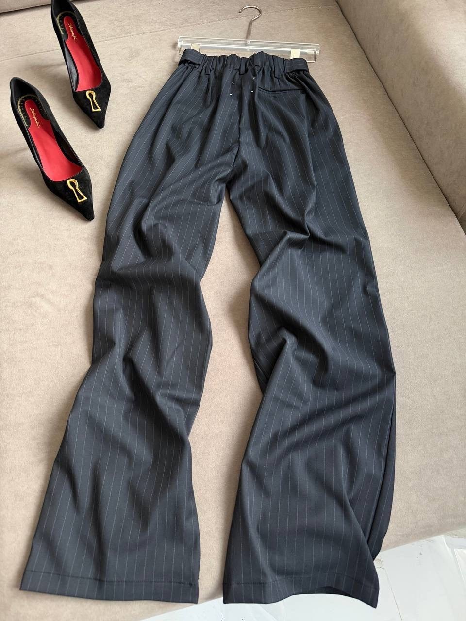 широкие брюки в полоску,широкие брюки,vonda модные женские полосатые широкие брюки 2026,элегантные полосатые брюки с низкой талией,женские широкие брюки в вертикальную полоску